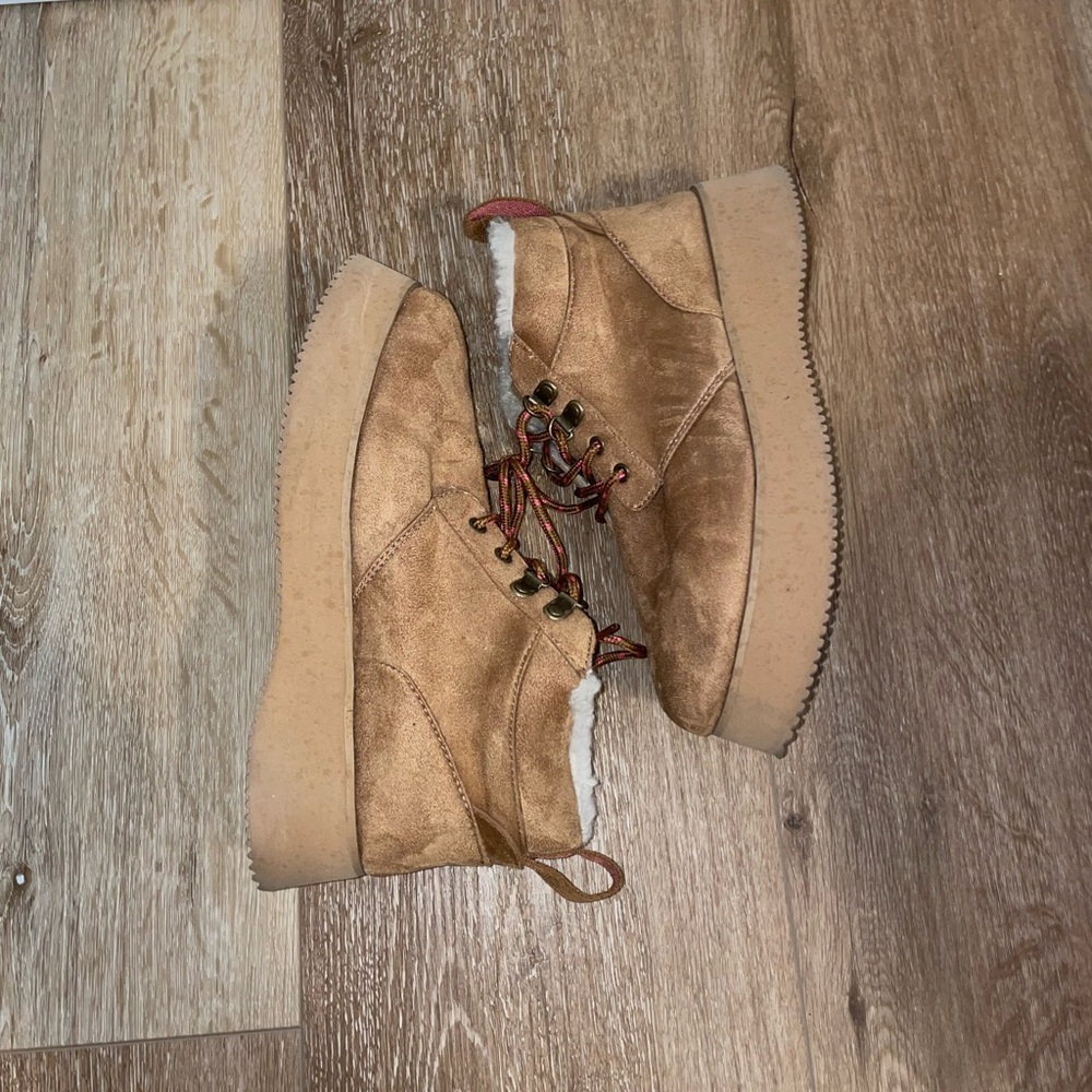 American Eagle Tan Suede Platform Boots